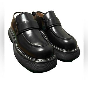 Bottega Veneta. Gorgeous shoes. Box included. Never worn